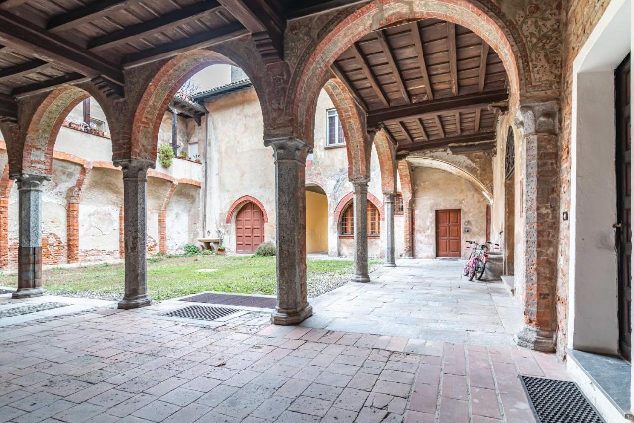 House Of Foscolo - Palazzo Cornazzani - By Host4U Apartment Pavia Bagian luar foto