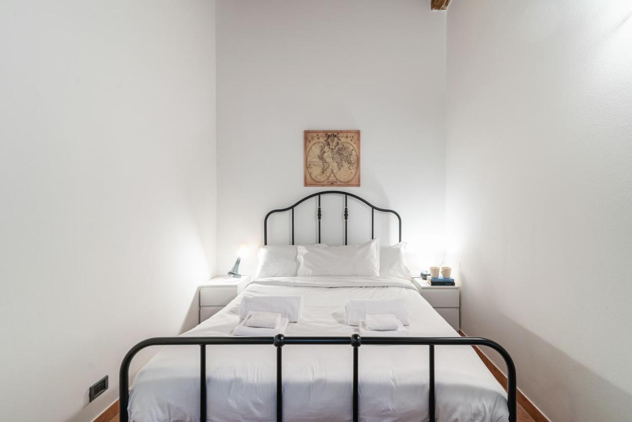 House Of Foscolo - Palazzo Cornazzani - By Host4U Apartment Pavia Bagian luar foto