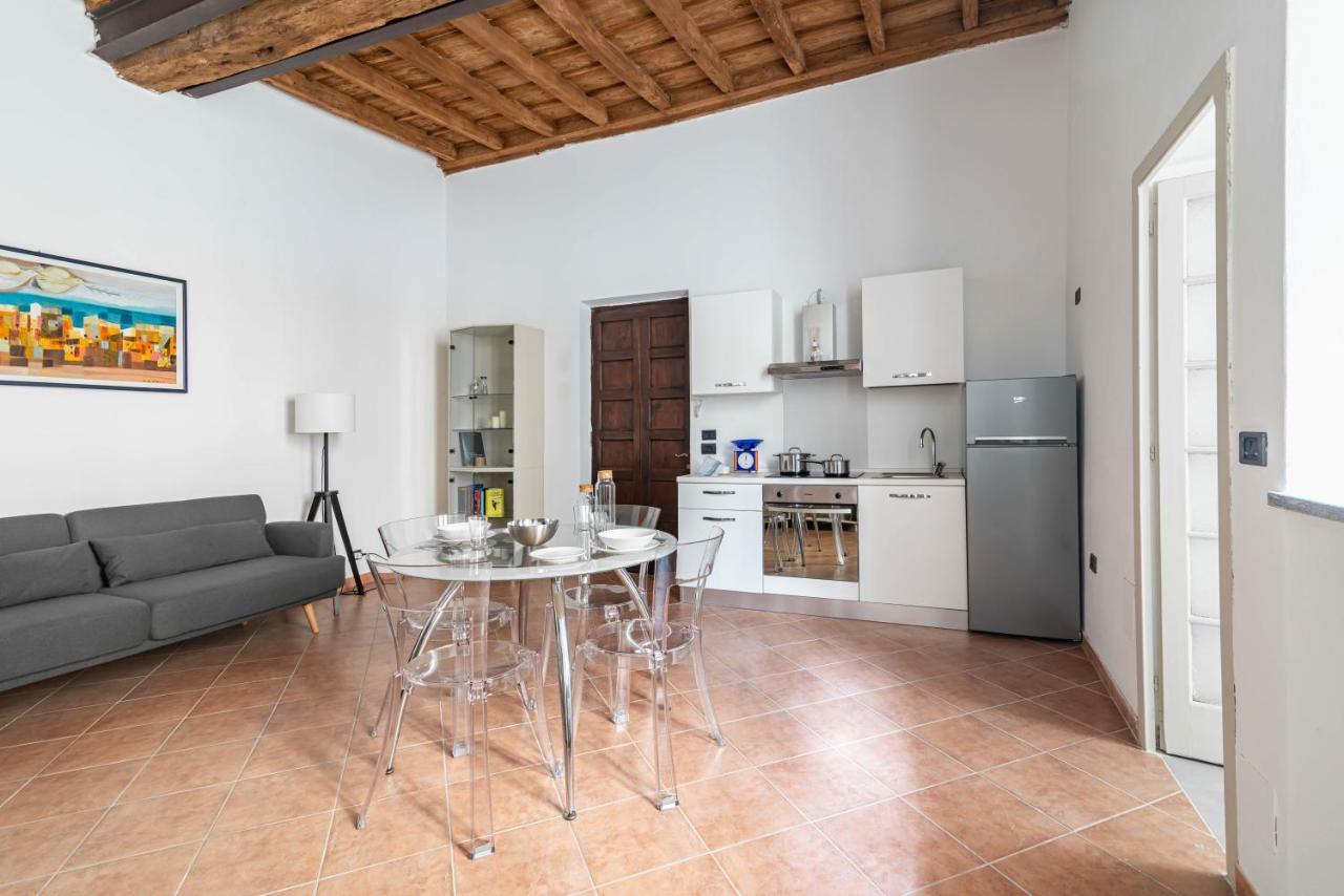House Of Foscolo - Palazzo Cornazzani - By Host4U Apartment Pavia Bagian luar foto
